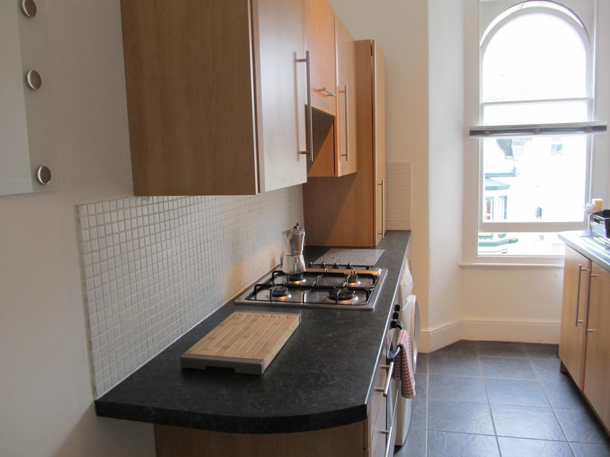 The Beatnik, Victorian Townhouse Apartment With Parking Plymouth Extérieur photo