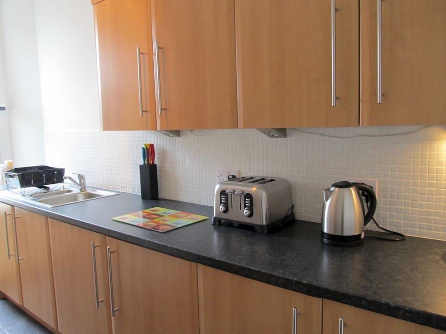 The Beatnik, Victorian Townhouse Apartment With Parking Plymouth Extérieur photo